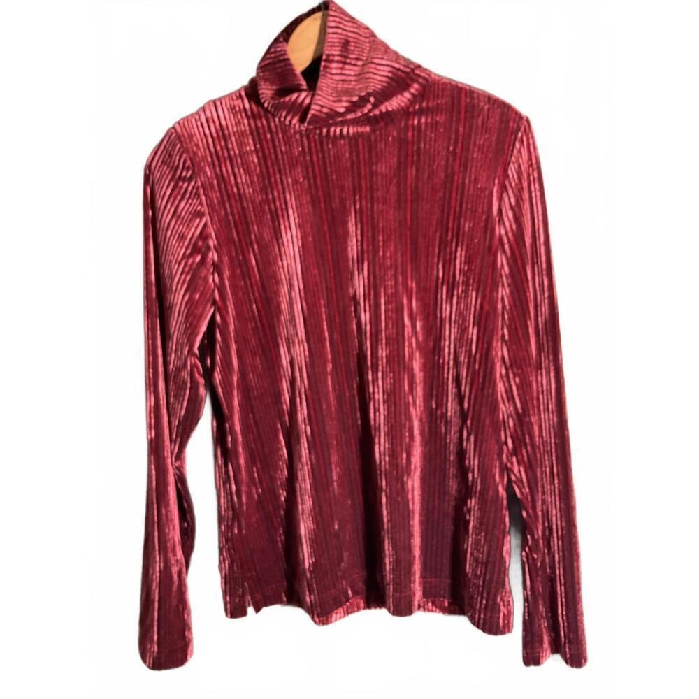 Sno Skins Cozy Red Velvet Ribbed Turtleneck Top Large